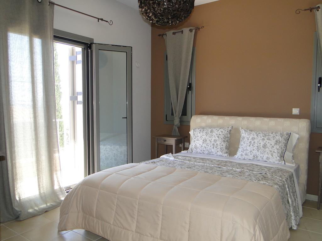 Porto Heli Villas & Studios Exterior photo